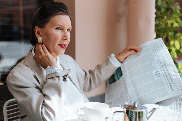 Guide ultime pour associer vestes en daim et robes d"été : Découvrez le style boho parfait !